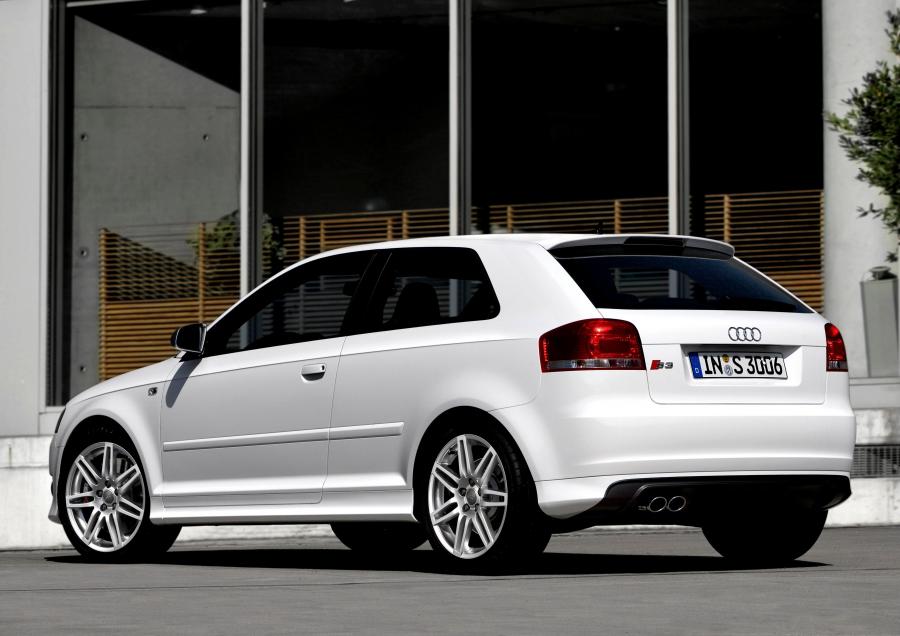  Audi S3 (8P) 2006 года  (WW) (фото 13 из 28)
